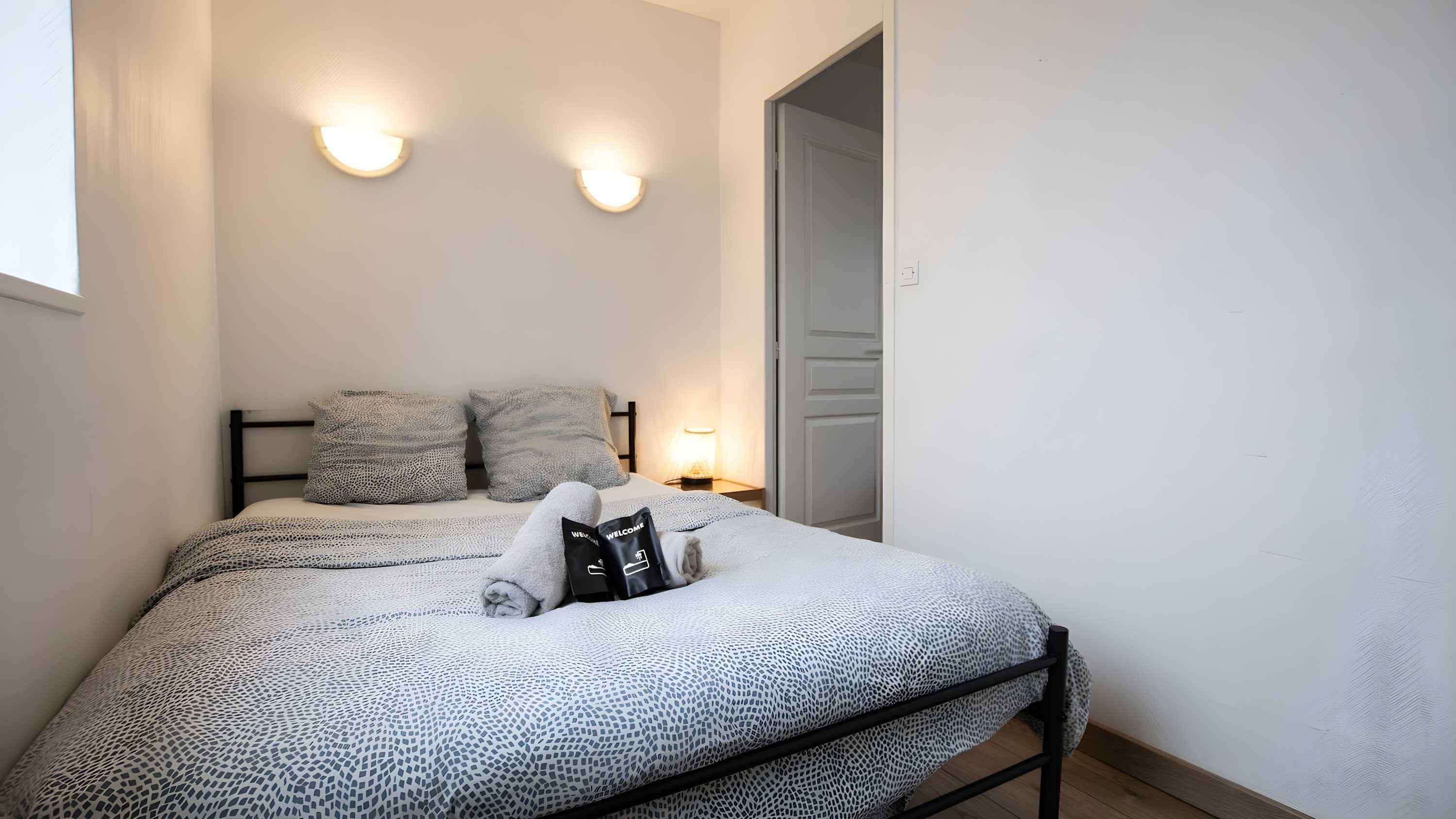 1 bedroom, travel crib, WiFi, bed sheets