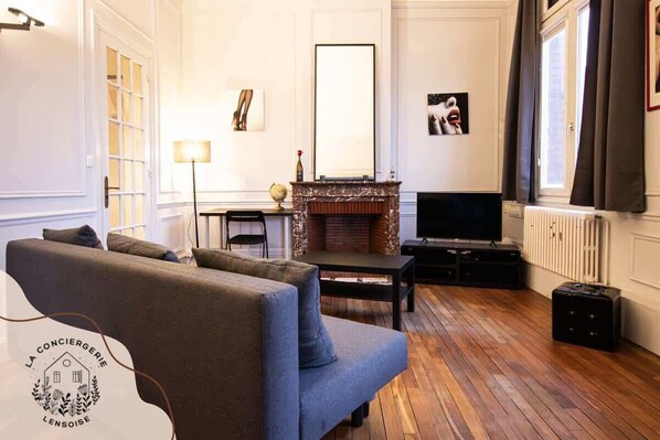 Televisio, työhuone