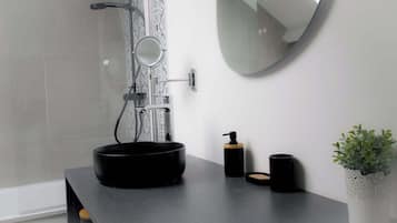 Dusche, Haartrockner