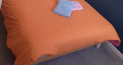 Player #2 Parking Gratuit 5P