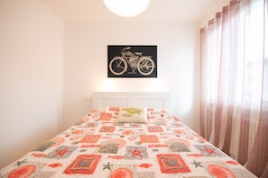 2 bedrooms, iron/ironing board, free WiFi - Sweet Home Padenghe (Padenghe sul Garda)
