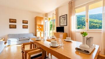 Standard-Apartment, Mehrere Schlafzimmer (Peaceful Apartment In Deiva Marina) | Innenbereich