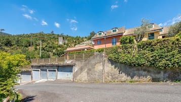 Standard Apartment, Multiple Bedrooms (Peaceful Apartment In Deiva Marina) | Exterior