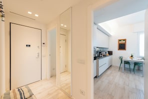 Appartement Familial, plusieurs chambres (Cozy Flat In Sestri Levante) | Cuisine privée | Réfrigérateur, micro-ondes, four, plaque de cuisson