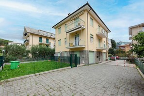 Departamento familiar, varias habitaciones (Cozy Flat In Sestri Levante) | Exterior