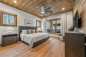 4 bedrooms, iron/ironing board, travel crib, WiFi