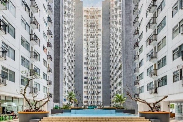 Front of property - Hotel O The Jarrdin Apartment By Yedi Property (Bandung)