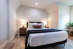 3 bedrooms, iron/ironing board, travel cot, free WiFi