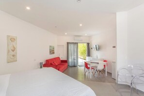 1 bedroom, desk, free WiFi