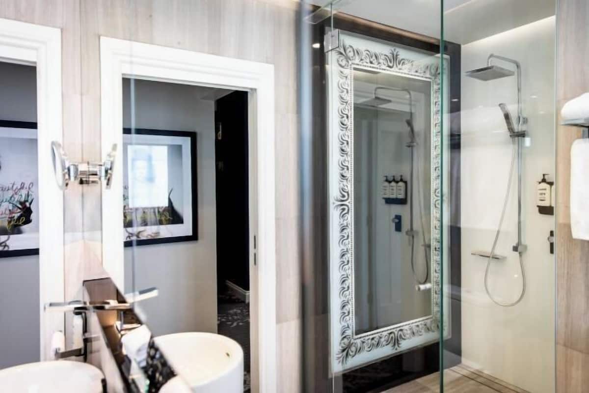 Bathroom | Shower, slippers, towels