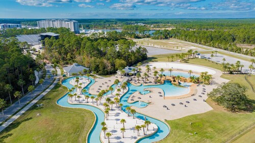 Waterfront 2BR at The Wharf • Sleeps 6 • Amazing Views • Oasis Pool