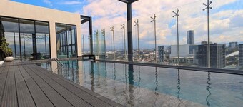 Enjoy Sunsets at Fully Equipped 2BR Condo