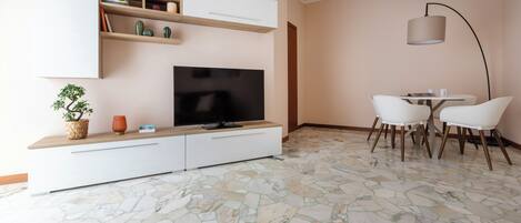 Apartment (1 Bedroom) | Front of property