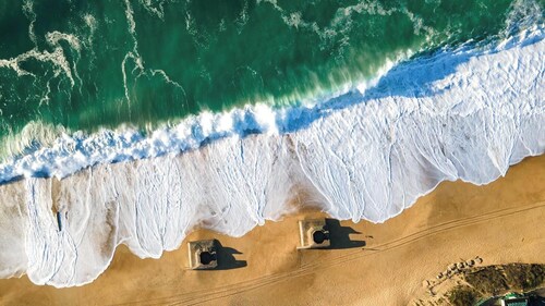 Villa Océandes: feet in the sand, 300 m from the ocean, 12 people, swimming pool
