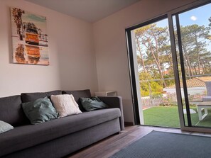 TV, bøker og filmbibliotek