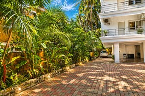 Garden - Maple Leaf Residency Homes Calangute (Calangute)