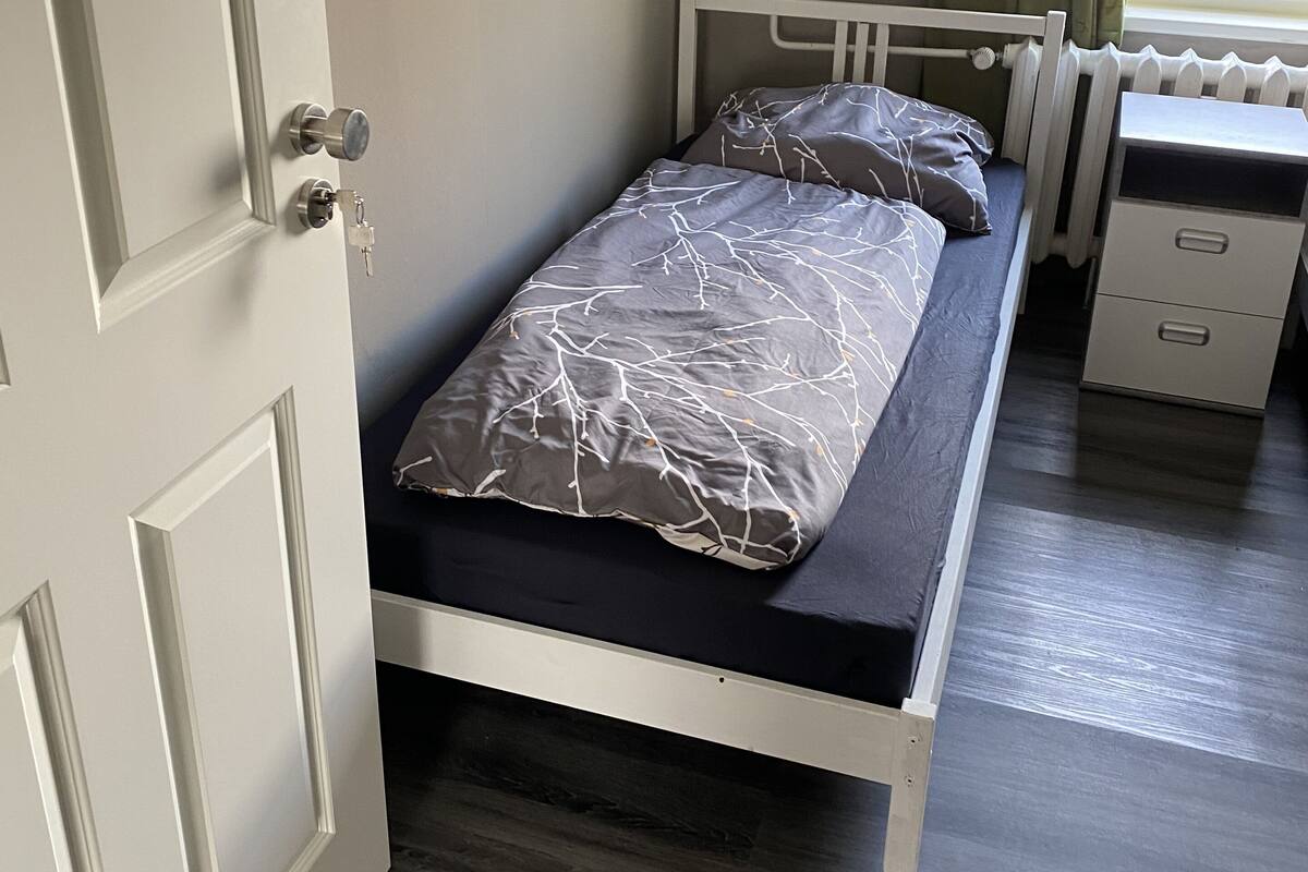 Basic Shared Dormitory | Hypo-allergenic bedding available, WiFi (free)
