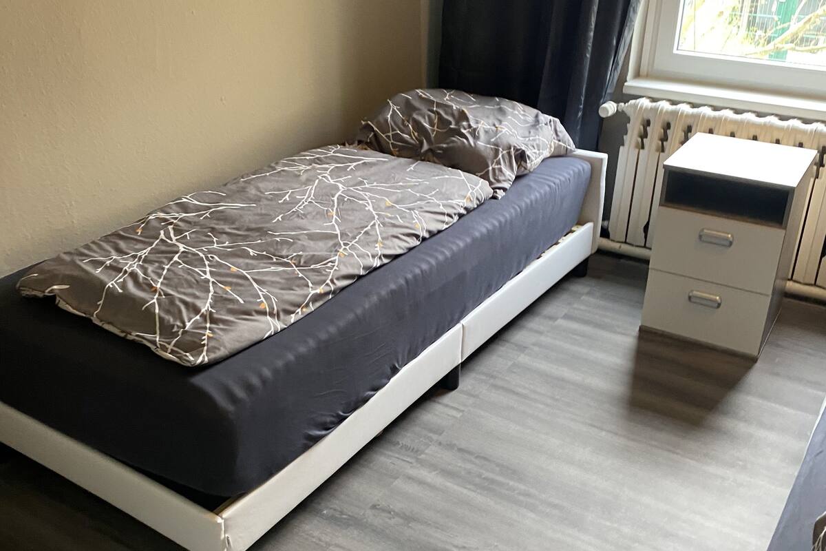 Basic Shared Dormitory, 2 Twin Beds | Hypo-allergenic bedding available, WiFi (free)