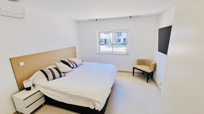 2 bedrooms, iron/ironing board, WiFi, bed sheets - Your dream Getaway Awaits in Vale do Lobo (Almancil)