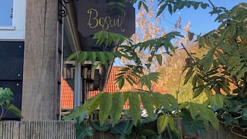 DĂ©tail de lâextĂ©rieur