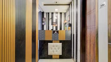 Check-in-/Check-out-Schalter