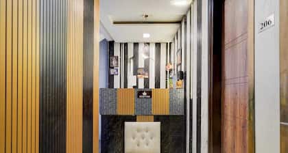 Hotel Season Grand Couple Friendly Pitampura