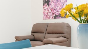 Living area - Corte dei Fiori Acquaviva Apartments (Diso)