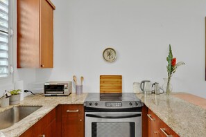 Fridge, oven, stovetop, coffee/tea maker - 2BR Near Beach & Old San Juan • Patio • Sleeps 4 (San Juan)
