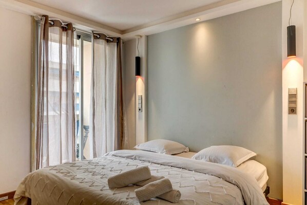 2 bedrooms, iron/ironing board, WiFi, bed sheets - Les Bergeronnettes en Famille ou Entre Amis (Nice)