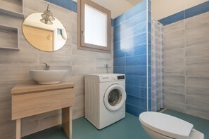 Apartment | Bathroom - 3803 SdE - Appartamento Milly by Barbarhouse (Nardò)