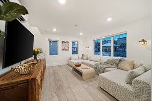 Televisio, työhuone