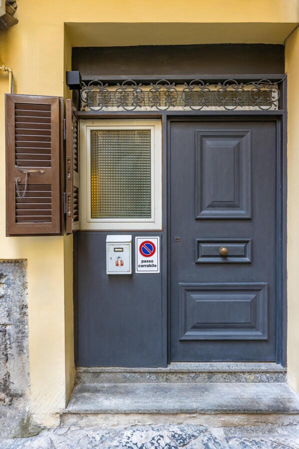 Apartment - Santa Maria La Nova Studio by Wonderful Italy (Naples)