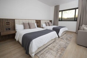6 bedrooms, iron/ironing board, WiFi, bed sheets - Villa 6BR Pueblo Parvada (Parras de la Fuente)