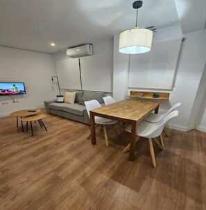 Interior - Alameda Colón by HDC Apartments (Málaga)