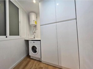 Interior - Alameda Colón by HDC Apartments (Málaga)