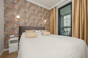 1 camera, ferro/asse da stiro, Wi-Fi, lenzuola