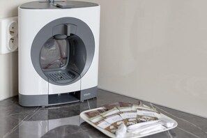 Kaffee und/oder Kaffeemaschine