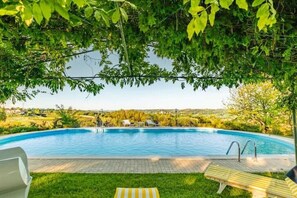 Outdoor pool - Luxury Villa - Unesco Monferrato Langhe Roero with private pool (Asti)