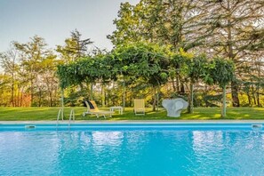 Piscina a l'aire lliure 