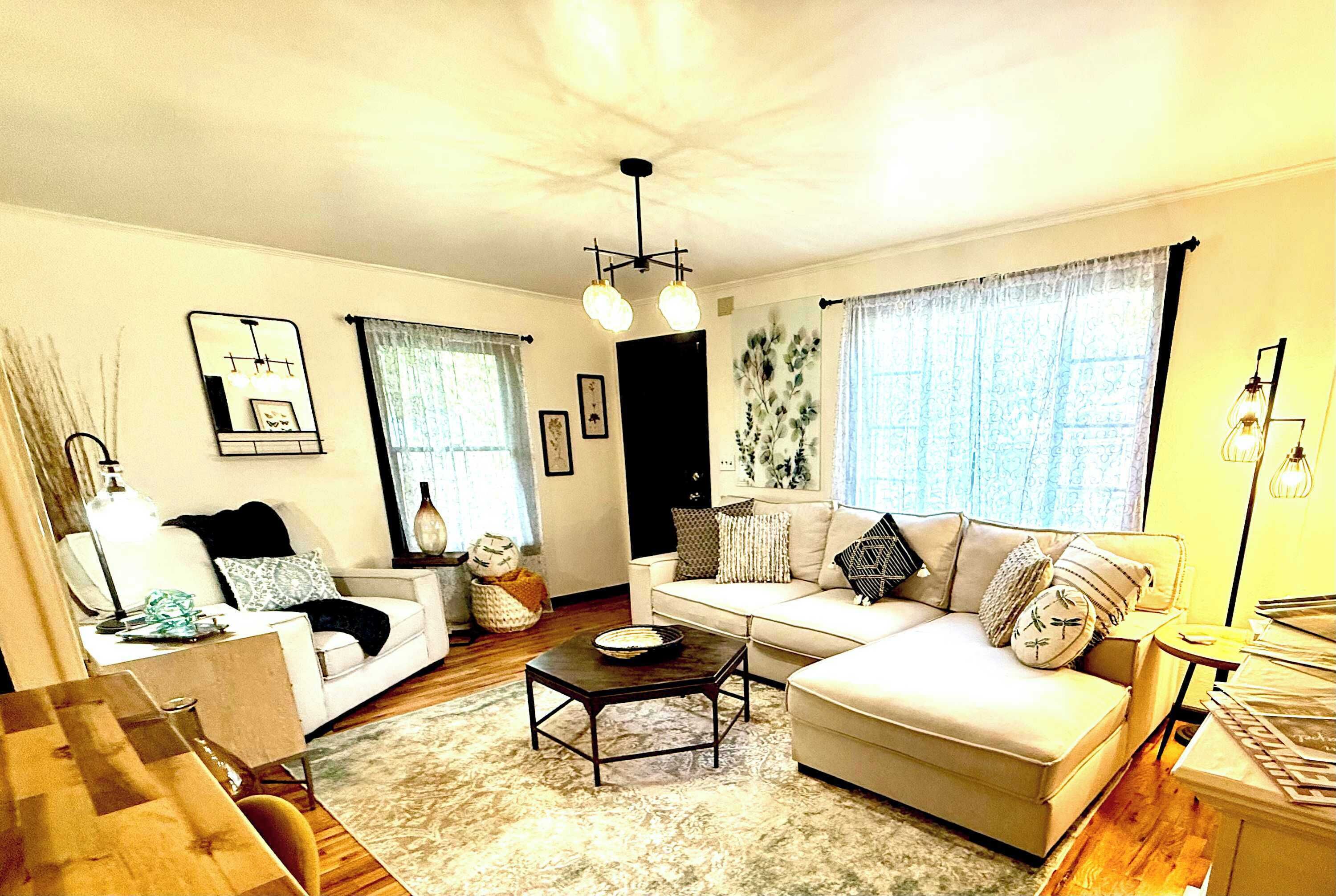 TV, fireplace, offices
