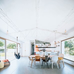 Dining - A Factoria Beach House - Hio, Cangas (Cangas)
