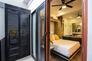 1 soverom, skrivebord, strykejern/-brett og wi-fi