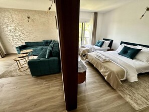 Family Apartment, 1 Double Bed with Sofa bed, Mountain View | Soundproofing, free WiFi, bed sheets - Akhdar Apartments (Utjeha)