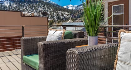 Modern Studio in the Heart of Downtown Ouray | Prime Location