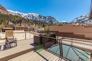 Outdoor spa tub - Rooftop Deck | Beautifully Updated Condo | Heart of Downtown Ouray | (Ouray)