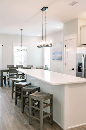 Dining - Brand New! Wave After Wave of Bliss & Convenience! (Corolla)