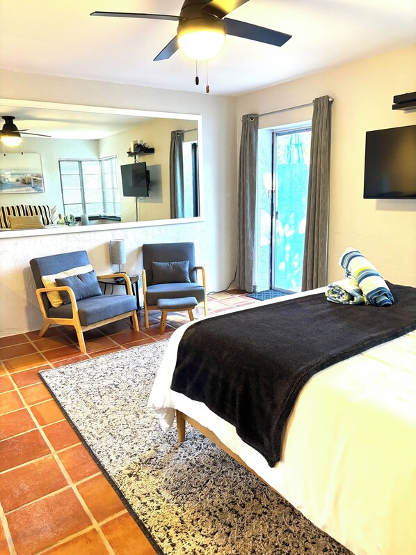 Iron/ironing board, WiFi, bed sheets