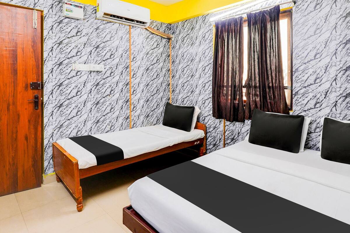Classic Double Room | Bed sheets