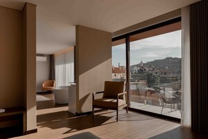 Superior Villa, Balcony, River View | Laptop workspace, blackout drapes, soundproofing, iron/ironing board