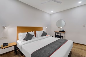Classic Double Room - Townhouse 1301  Hotel MS In (Lucknow)